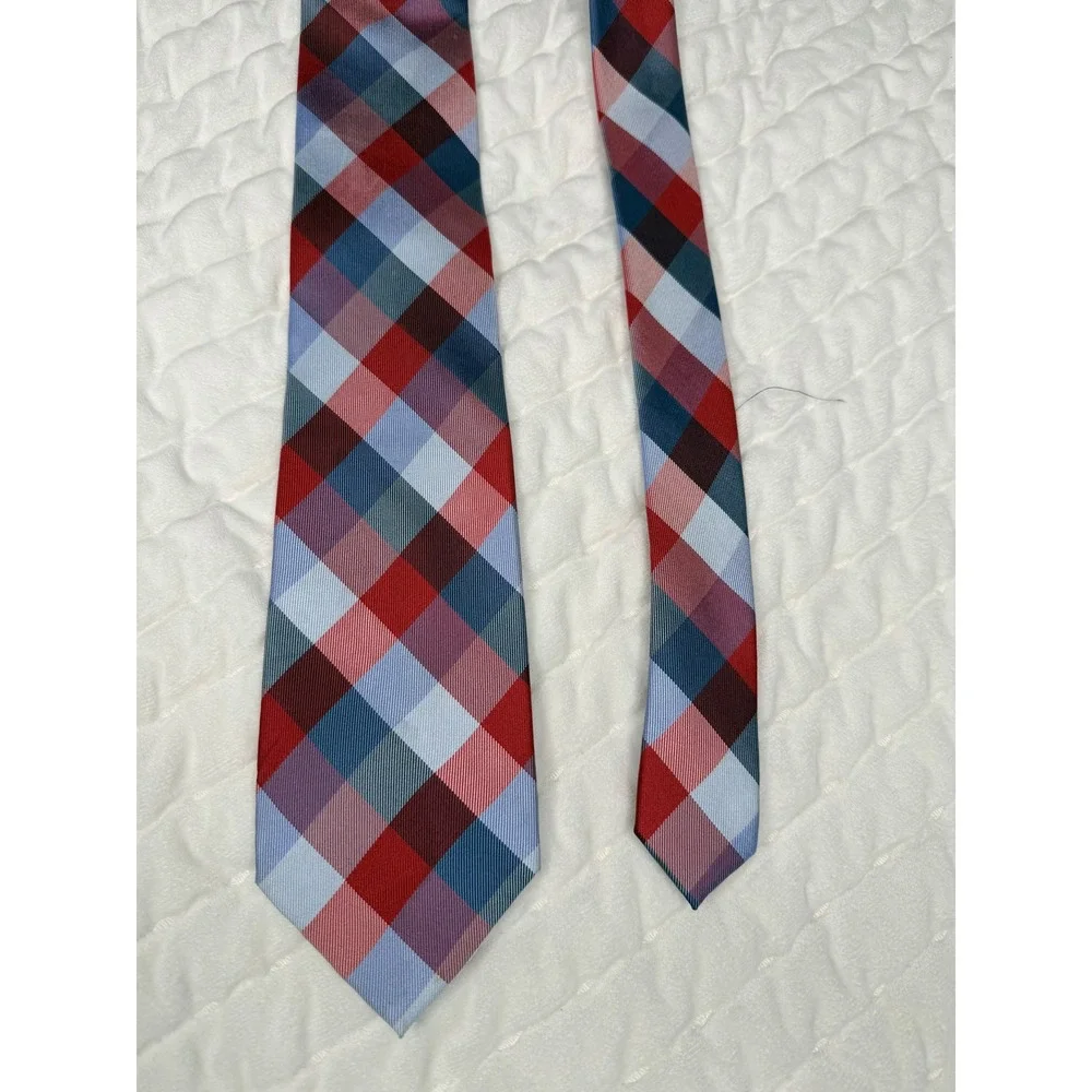 Tommy Hilfiger Mens Silk Necktie Red Blue Plaid Checkered Formal Business Tie